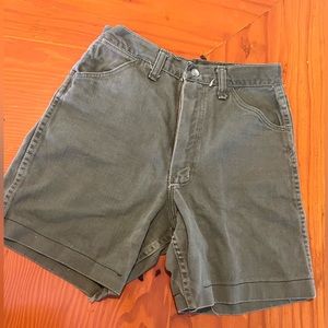 Vintage wrangler army green long short